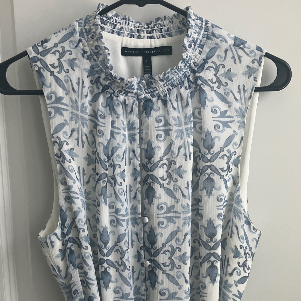 NWOT WHBM Sleeveless Blue and White Printed Tie-Waist Dress - Picture 2 of 6